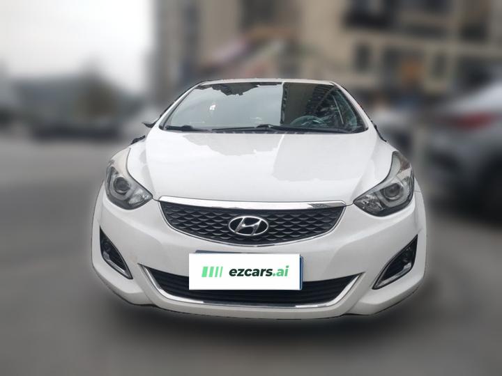 Elantra 2016 1.6L AT Smart photo 2