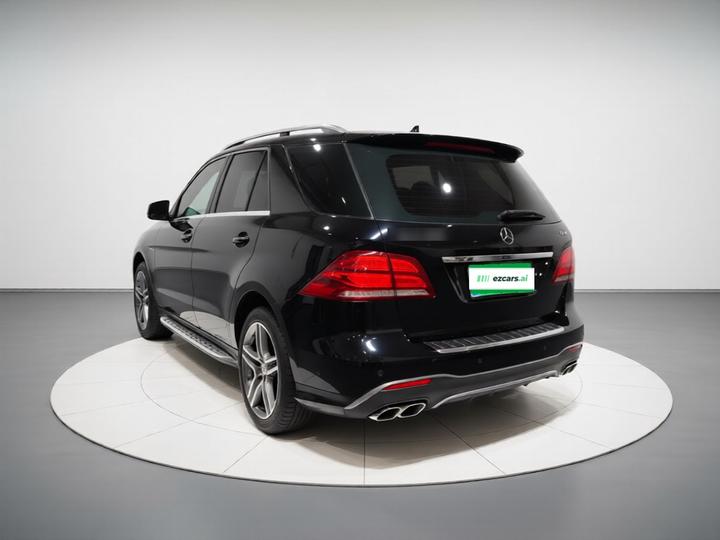 GLE-Class Parallel Import GLE 400 4MATIC photo 4