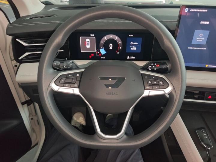 VS8 2026 280TSI AT photo 6