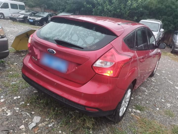 Focus 2012 Hatchback 1.6L AT Comfort photo 4