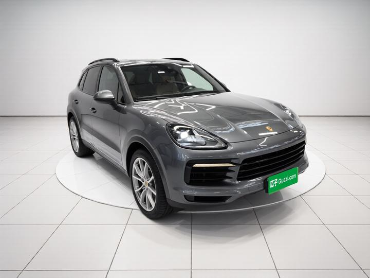 2019 Cayenne 3.0T photo 3
