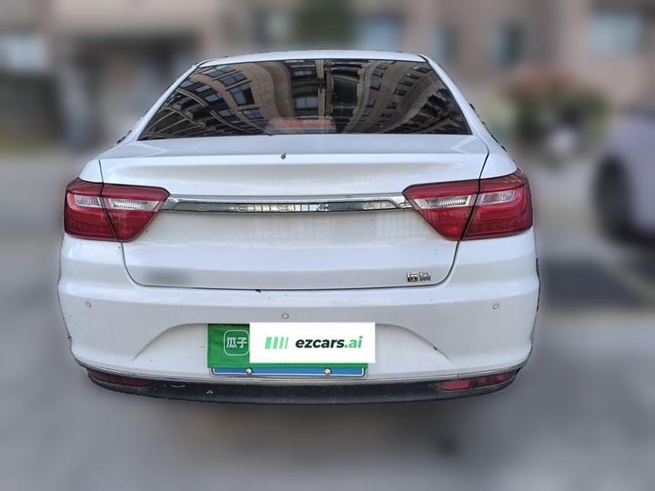 Vision 2018 1.5L MT photo 5