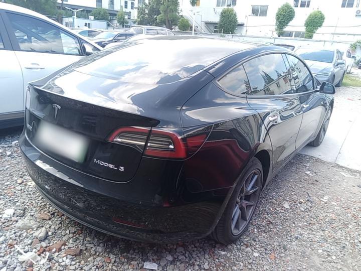 Model 3 2022 RWD photo 4