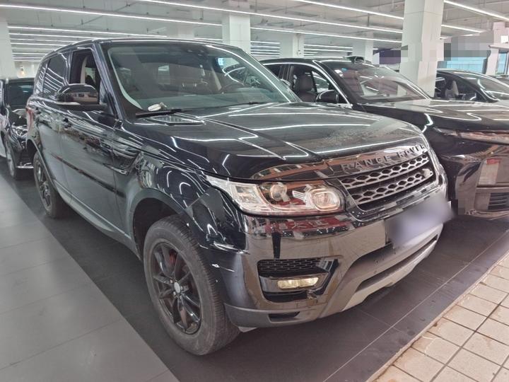 Range Rover Sport Parallel Import photo 3