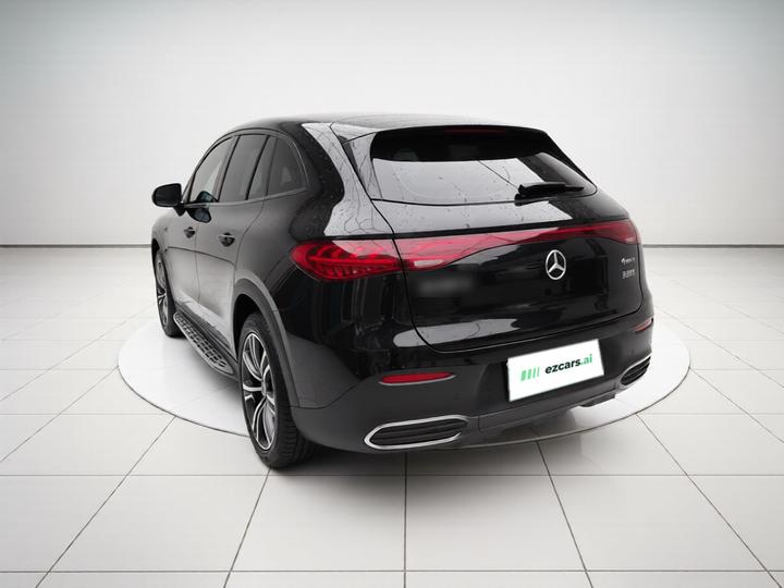 EQE SUV 2023 500 4MATIC photo 4