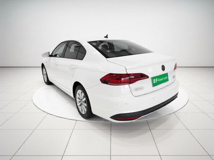 Bora 2024 200TSI DSG Cruise photo 4