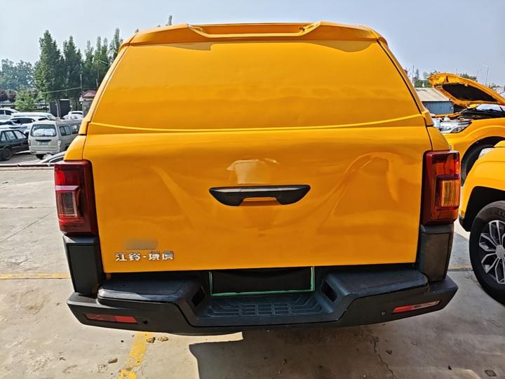Yuhu EV 2022 4x2 LX JX5032XXYPSE5BEV photo 3