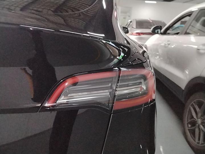 Model Y 2022 Facelift RWD photo 7