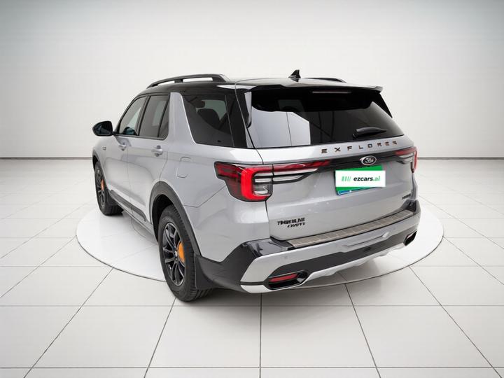 Explorer 2023 EcoBoost 285 Summit 6-Seater photo 4