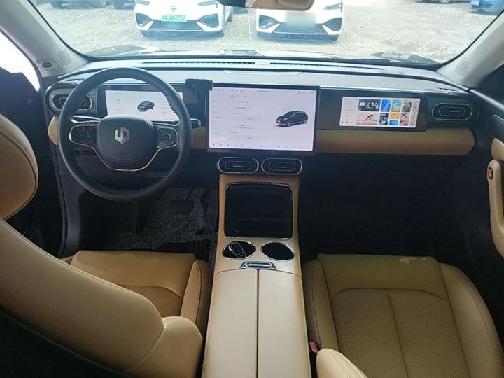 Leapmotor C11 2024 EV 580 Exclusive photo 5