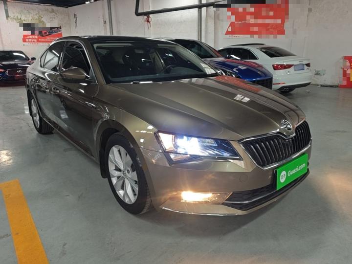 Superb 2016 TSI280 DSG photo 3