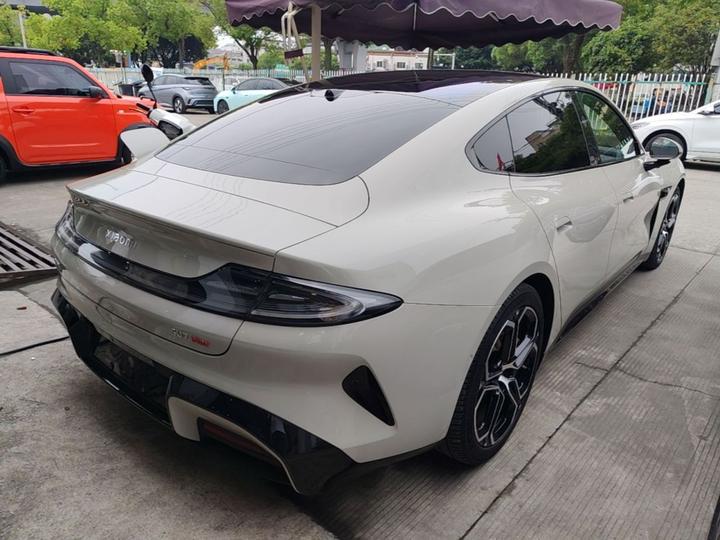 Xiaomi SU7 2024 AWD Extended Range High-end ADAS Max photo 6