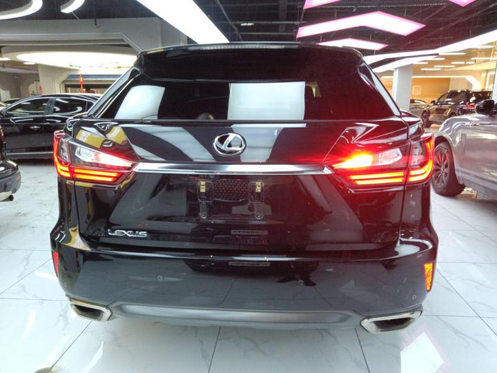RX 2016 300 AWD Elegant China VI photo 3