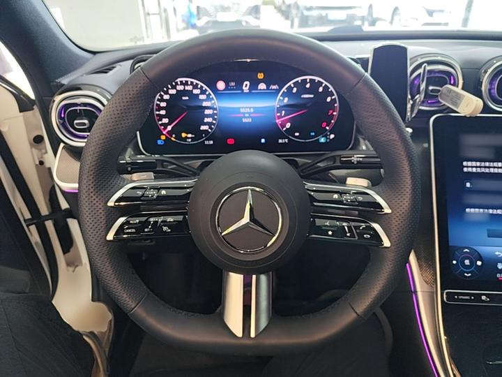 C-Class 2026 C 260 L Sport photo 6