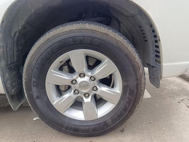 Prado 2016 3.5L AT TX-L photo 8