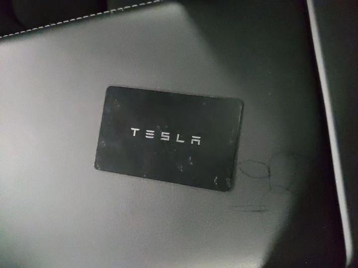 Model Y 2021 Standard Range RWD photo 8