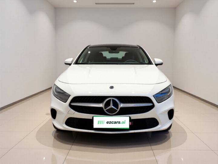 A-Class 2020 Facelift A 180 L photo 2