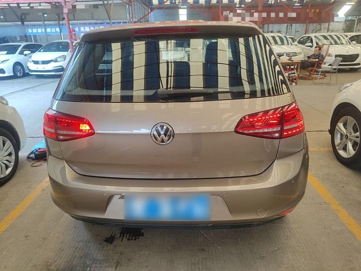 Golf 2015 1.6L AT Comfort photo 5