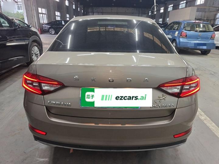 Octavia 2019 1.5L AT Luxury China VI photo 5