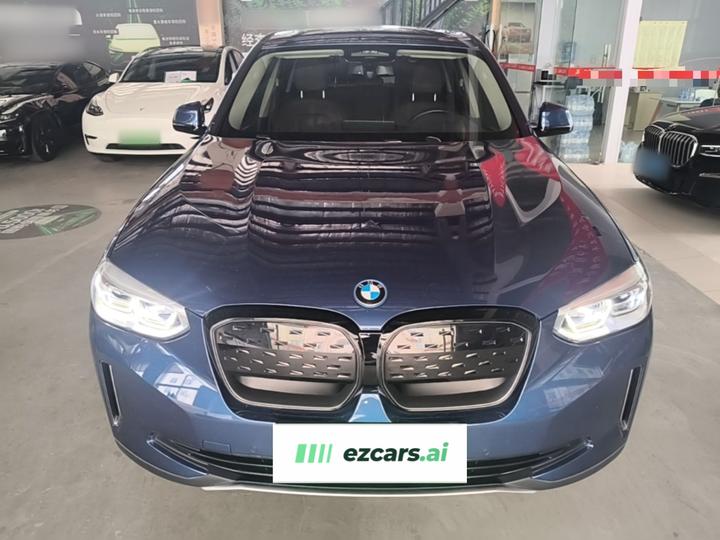 iX3 2021 Facelift Leading photo 2