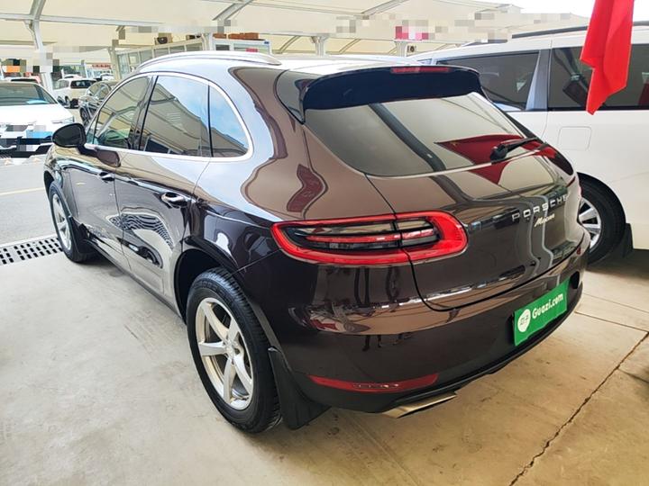 2016 Macan 2.0T photo 4