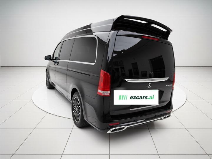 V-Class 2022 V 260 L Long Wheelbase Premium photo 4