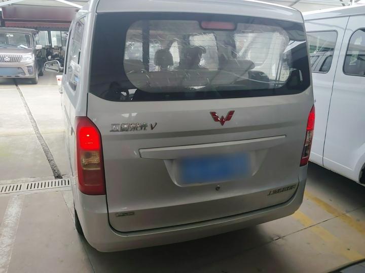 Wuling Rongguang V 2016 1.5L Standard photo 3