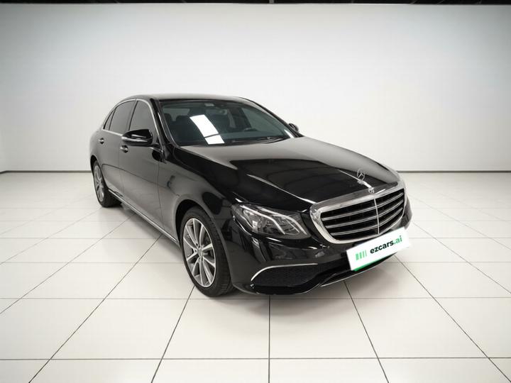 E-Class 2018 Facelift E 300 L Luxury photo 3