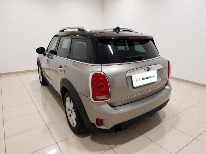 2017 1.5T COOPER ALL4 photo 4