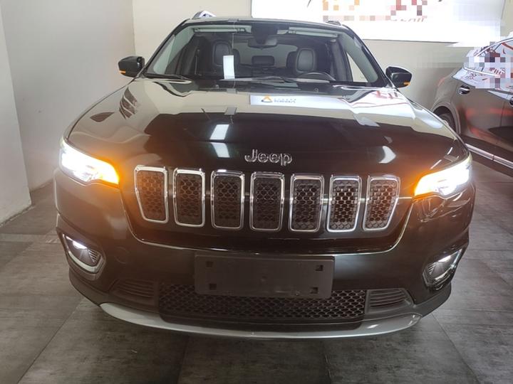 Cherokee 2019 2.0L RWD Preferred China V photo 2