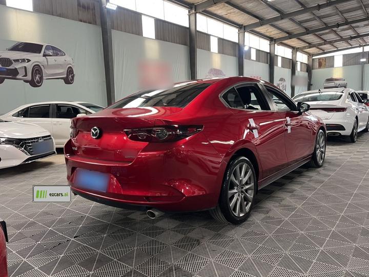 3 Axela 2021 2.0L AT photo 4