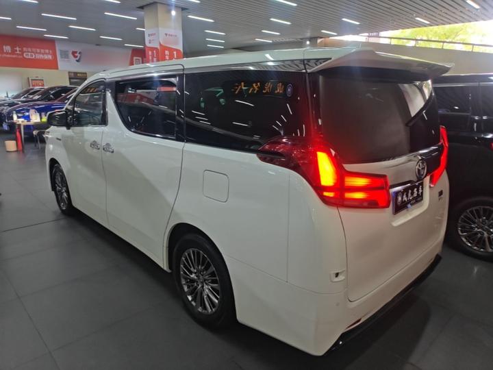 Alphard 2021 Hybrid 2.5L Premium photo 4
