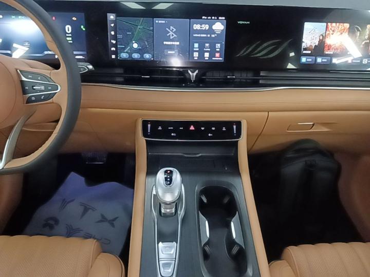 Voyah Dreamer 2024 PHEV Extended Range Flagship photo 8