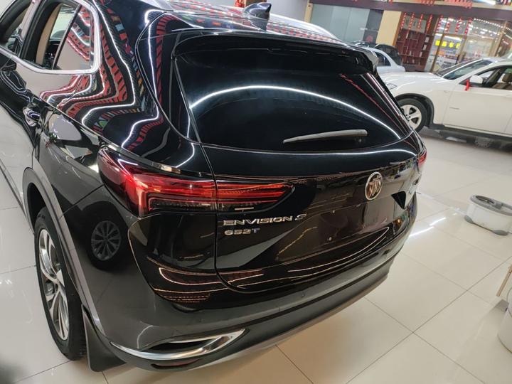 2022 Envision S 652T RWD Luxury photo 3
