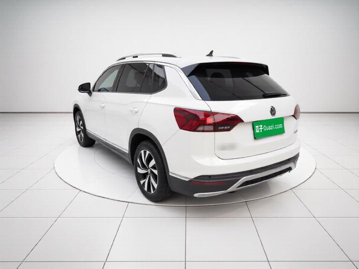 Tayron 2020 280TSI RWD Luxury Connected photo 4