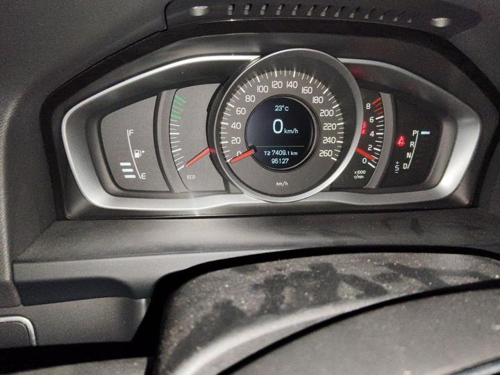 V60 2014 T5 photo 2