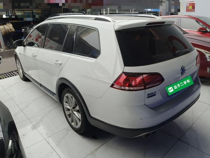 Golf Imported 2019 1.8TSI Wagon photo 4