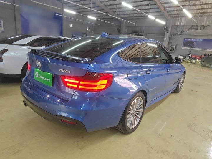 3 SeriesGT 2017 320i M Sport photo 6