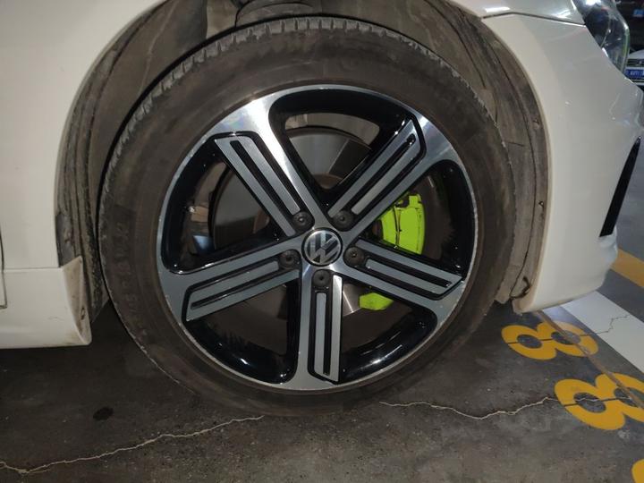 2015 R 2.0TSI photo 8