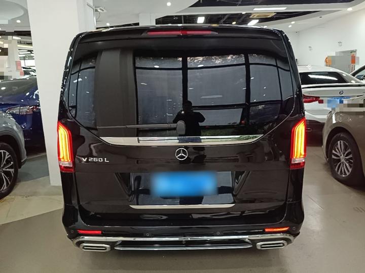 V-Class 2018 V 260 L Premium Extended China VI photo 5