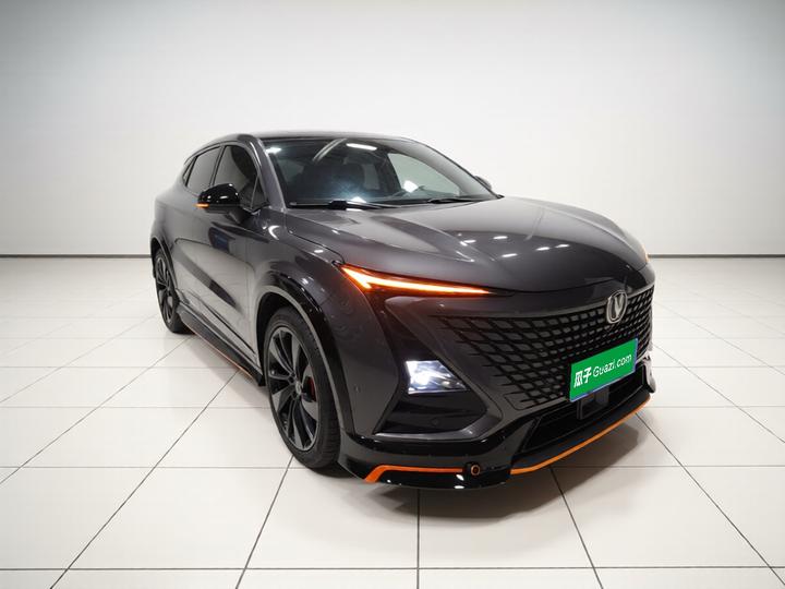 UNI-T 2021 1.5T Sport Flagship photo 3