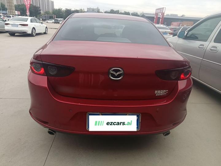 3 Axela 2021 1.5L AT photo 5