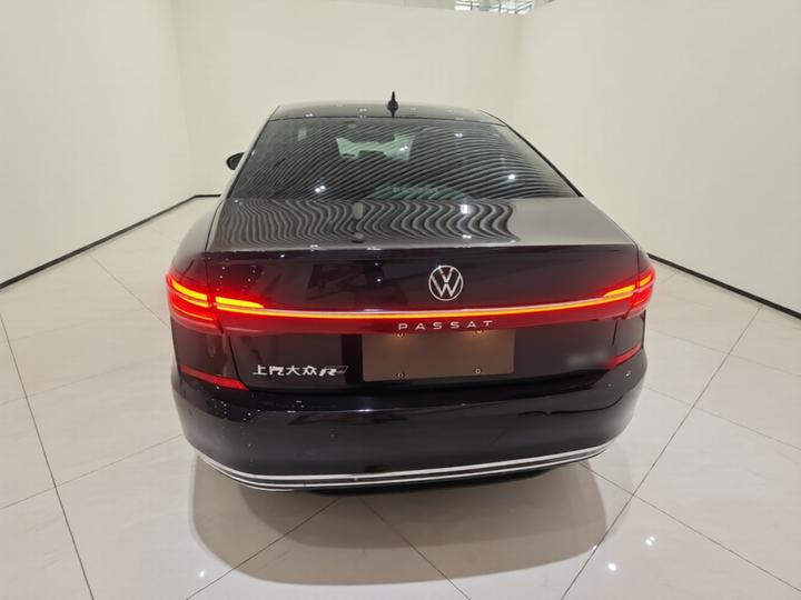 Passat 2025 380TSI photo 5