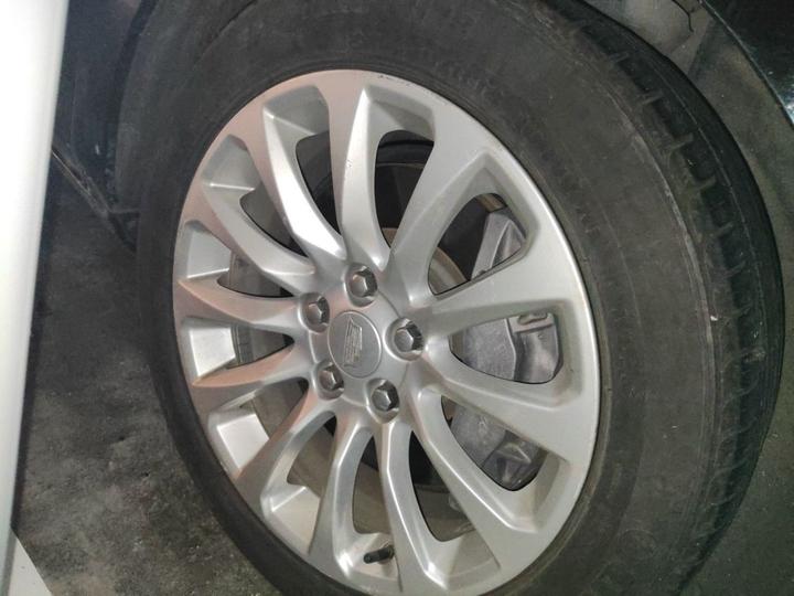XTS 2018 28T Tech photo 8