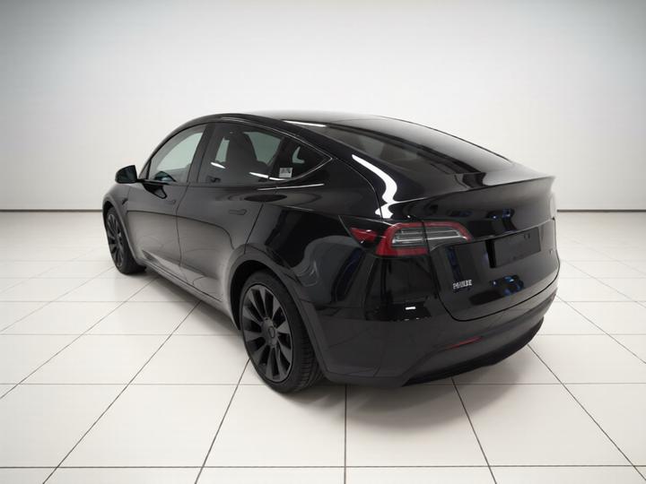 Model Y 2021 Standard Range RWD photo 4