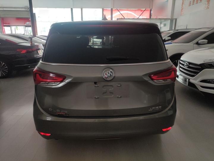 GL6 2019 18T 6-Seater Elite China VI photo 3