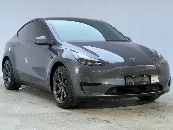Model Y 2022 Facelift RWD photo 3