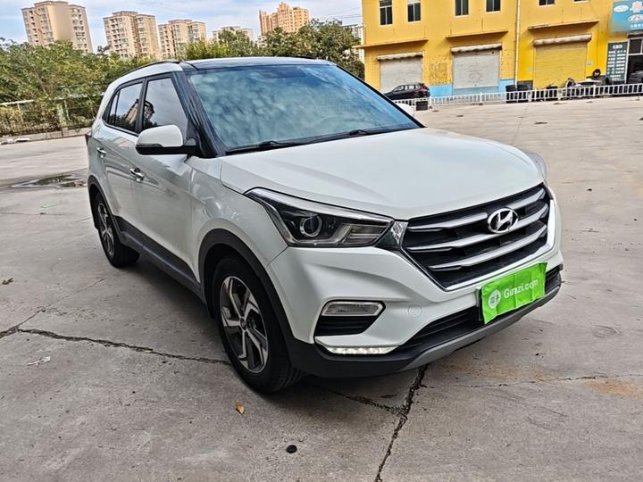 ix25 2017 1.6L AT Smart photo 3