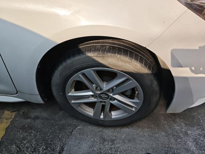 Levin 2021 185T CVT Luxury photo 8
