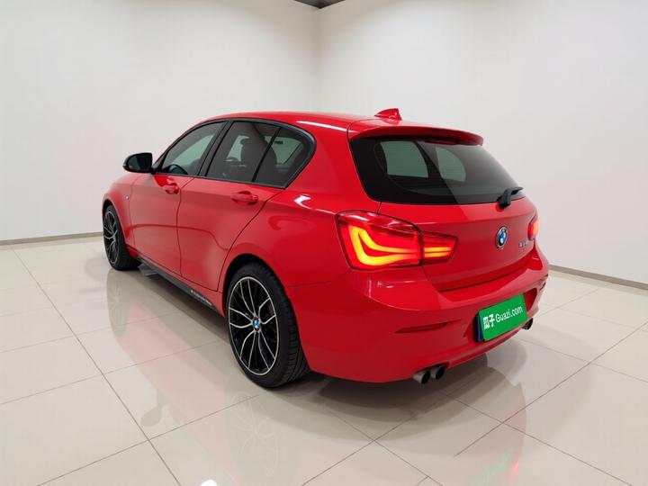 1 Series Imported 2016 120i Leading photo 4